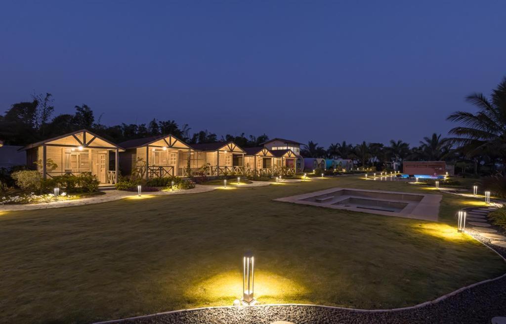 Waterscape Retreat Girnāre Exterior photo