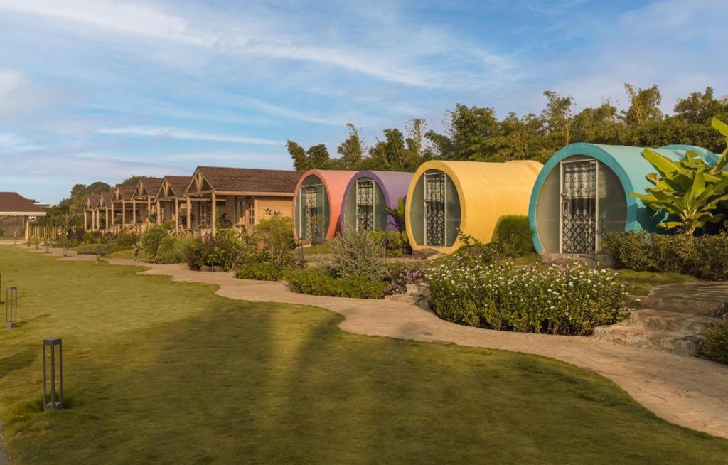 Waterscape Retreat Girnāre Exterior photo