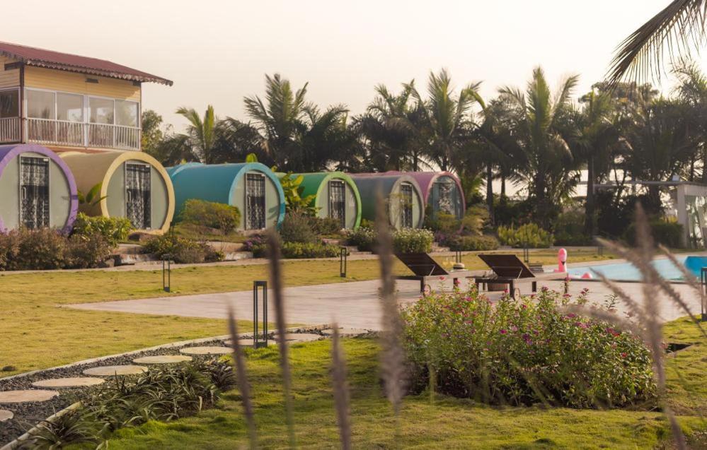 Waterscape Retreat Girnāre Exterior photo
